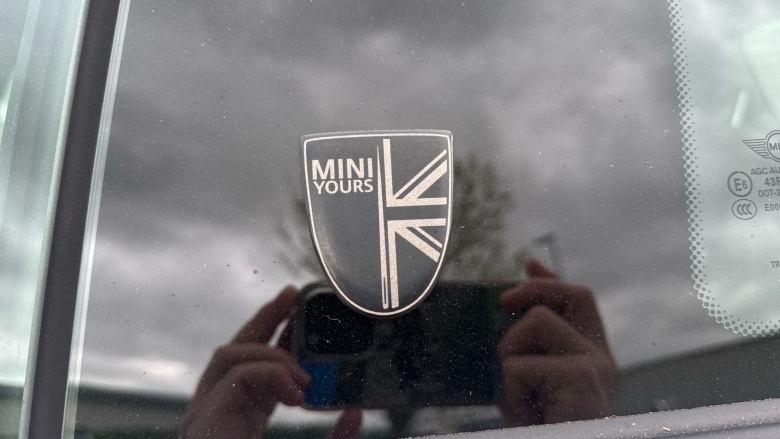 MINI Hatchback 1.5 Cooper Exclusive Premium 3dr Auto Petrol Hatchback